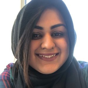 Meet your Posher, Sundas